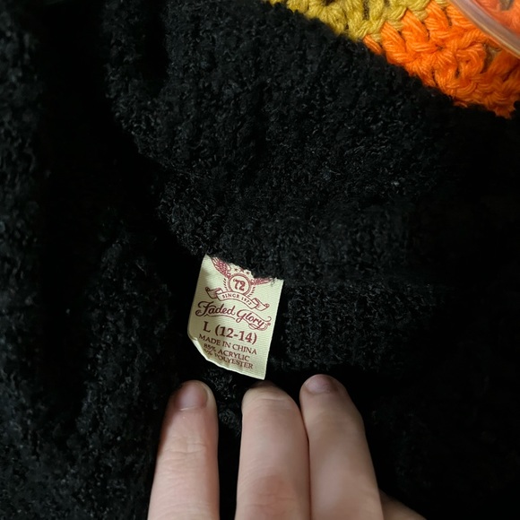 Black turtleneck sweater - Picture 3 of 4